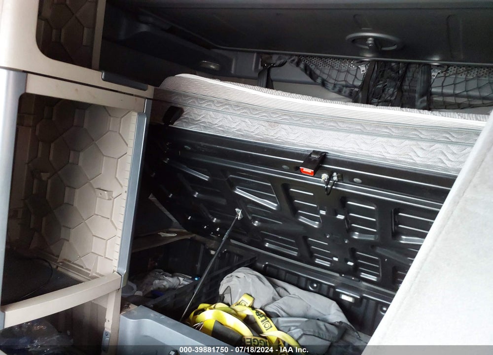 2018 FREIGHTLINER CASCADIA 125 VIN: 3AKJGLDR0JSJK2221