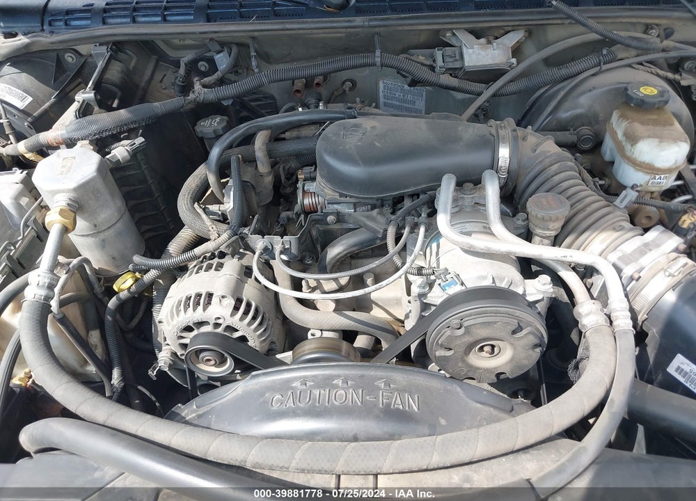 2003 CHEVROLET S-10 LS VIN: 1GCCS19X938118101