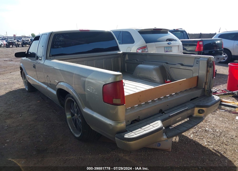 2003 CHEVROLET S-10 LS VIN: 1GCCS19X938118101