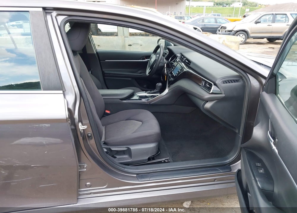 2020 TOYOTA CAMRY LE VIN: 4T1C11AK7LU932057