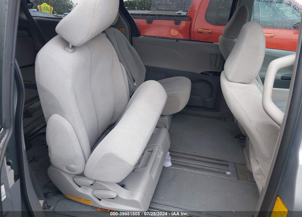 2012 TOYOTA SIENNA LE V6 8 PASSENGER VIN: 5TDKK3DCXCS177827
