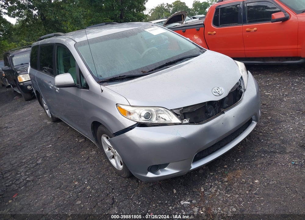 2012 TOYOTA SIENNA LE V6 8 PASSENGER VIN: 5TDKK3DCXCS177827