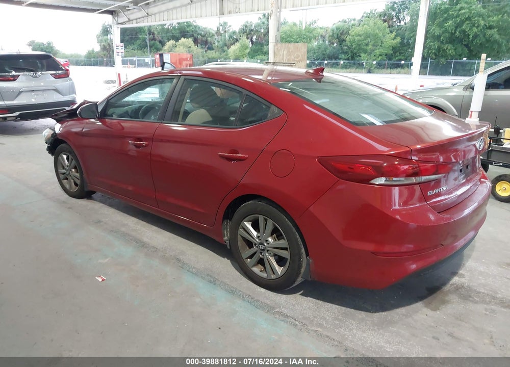 2018 HYUNDAI ELANTRA SEL VIN: KMHD84LF9JU471815