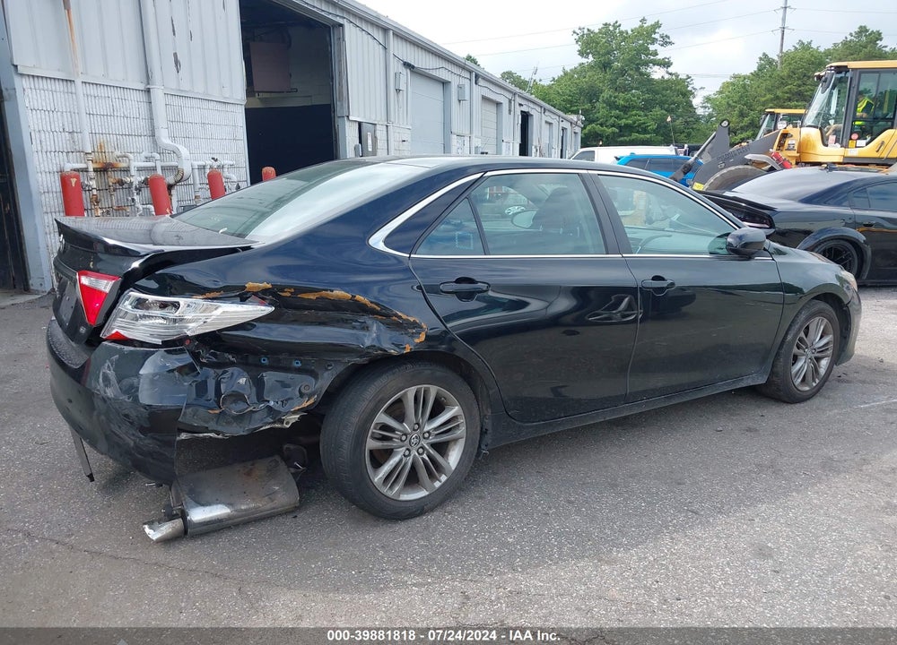 2015 TOYOTA CAMRY SE VIN: 4T1BF1FK6FU036200