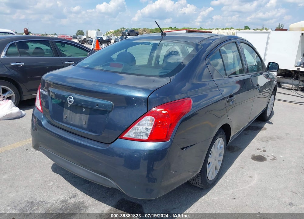 2015 NISSAN VERSA 1.6 S+ VIN: 3N1CN7AP2FL820078