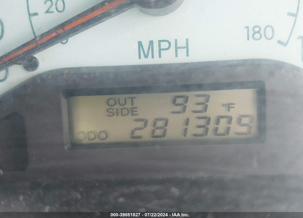 2004 TOYOTA COROLLA LE VIN: JTDBR32E942024235