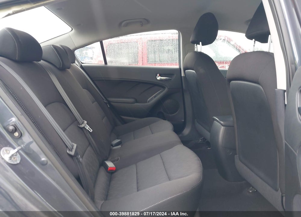 2016 KIA FORTE LX VIN: KNAFK4A64G5571046