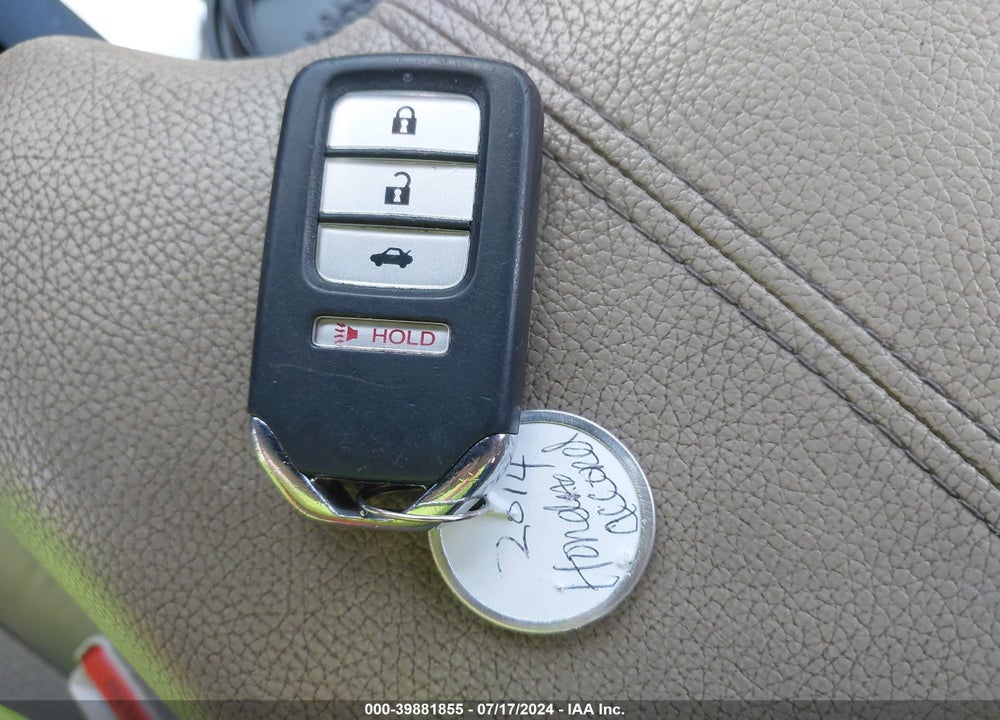 2014 HONDA ACCORD EX-L V-6 VIN: 1HGCR3F82EA031111