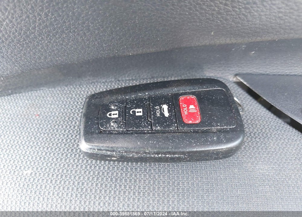 2022 TOYOTA COROLLA VIN: JTDEAMDE5NJ043282