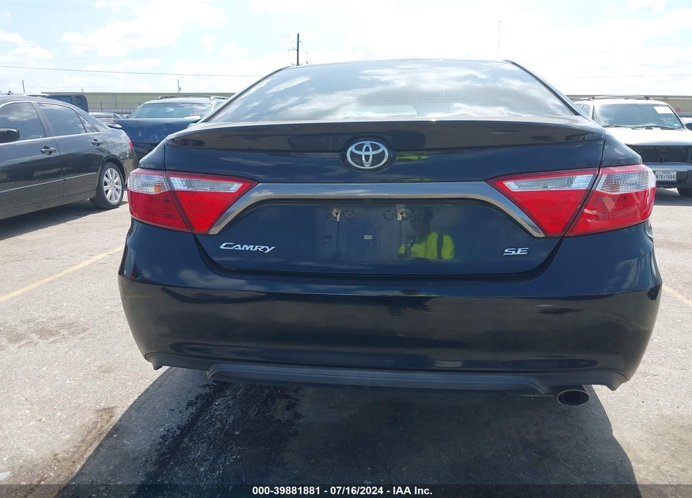 2017 TOYOTA CAMRY SE VIN: 4T1BF1FK8HU763602