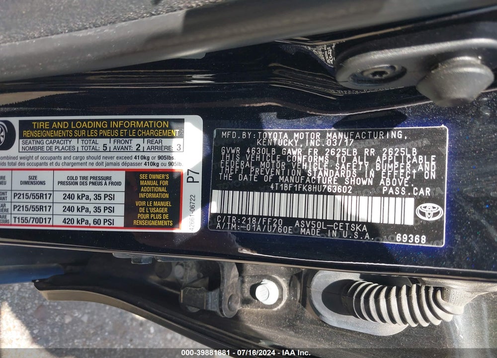 2017 TOYOTA CAMRY SE VIN: 4T1BF1FK8HU763602