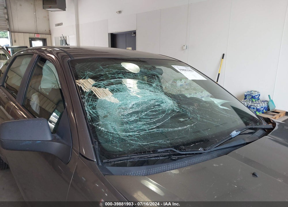 2010 FORD FOCUS SE VIN: 1FAHP3FNXAW252622