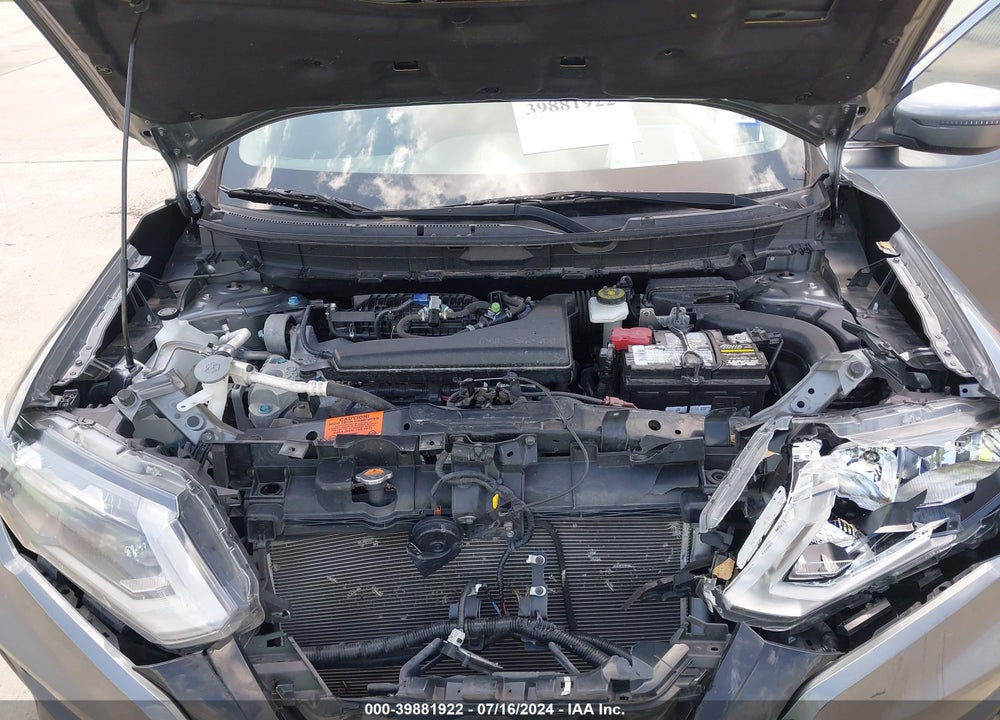 2018 NISSAN ROGUE VIN: JN8AT2MT5JW457014