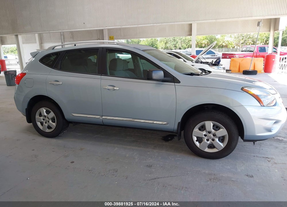 2015 NISSAN ROGUE SELECT S VIN: JN8AS5MT1FW160317