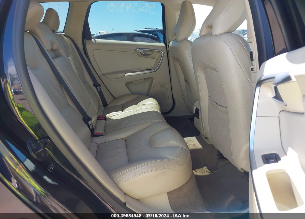 2010 VOLVO XC60 T6/T6 R-DESIGN VIN: YV4992DZ2A2121665