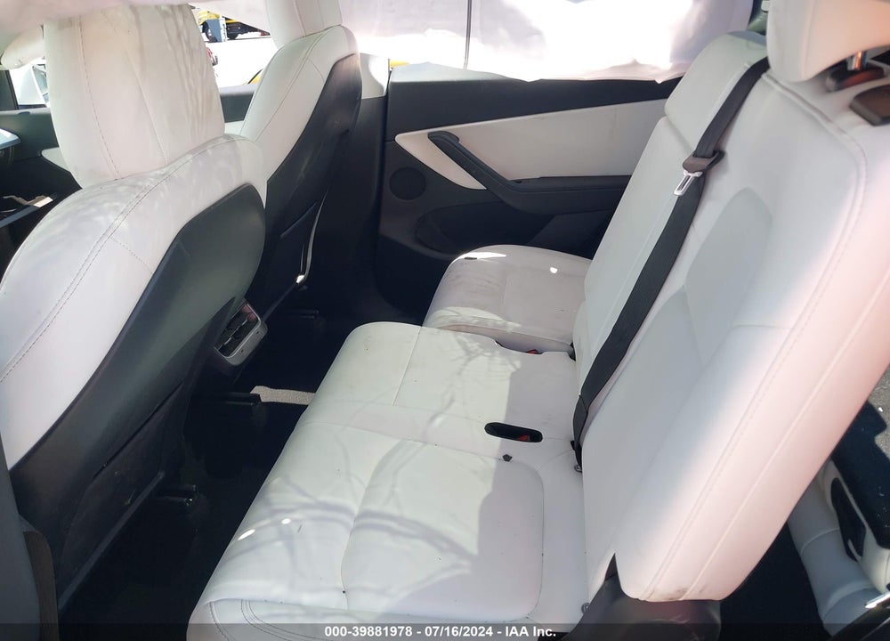 2021 TESLA MODEL Y LONG RANGE DUAL MOTOR ALL-WHEEL DRIVE VIN: 5YJYGAEEXMF197663