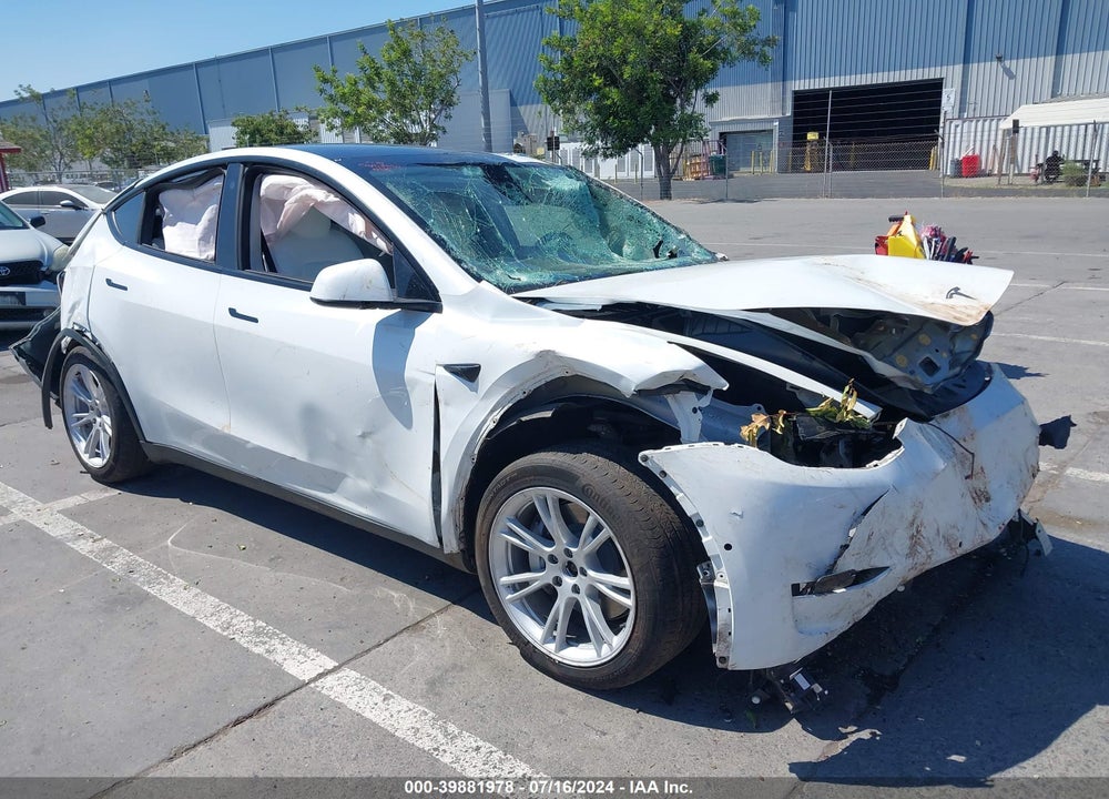2021 TESLA MODEL Y LONG RANGE DUAL MOTOR ALL-WHEEL DRIVE VIN: 5YJYGAEEXMF197663