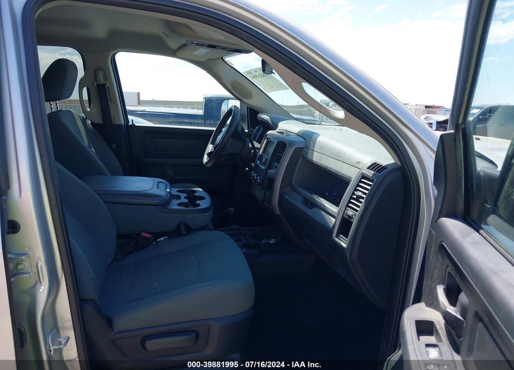 2017 RAM 2500 TRADESMAN 4X4 8' BOX VIN: 3C6UR5HL1HG503019