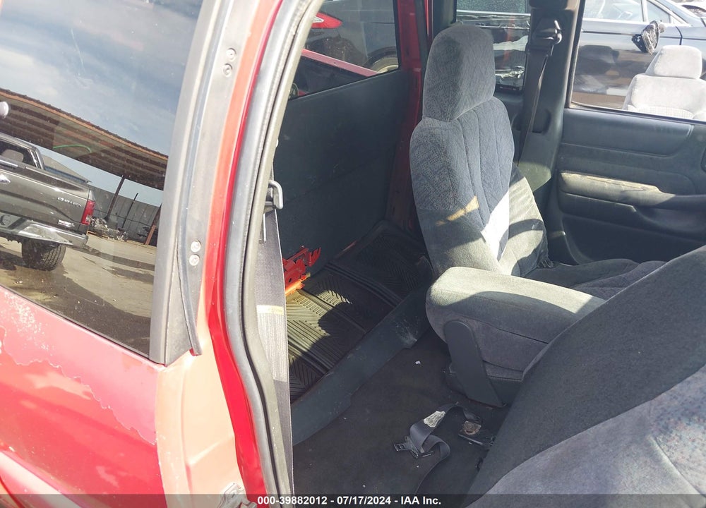 1999 CHEVROLET S-10 LS VIN: 1GCCS19W0X8169113