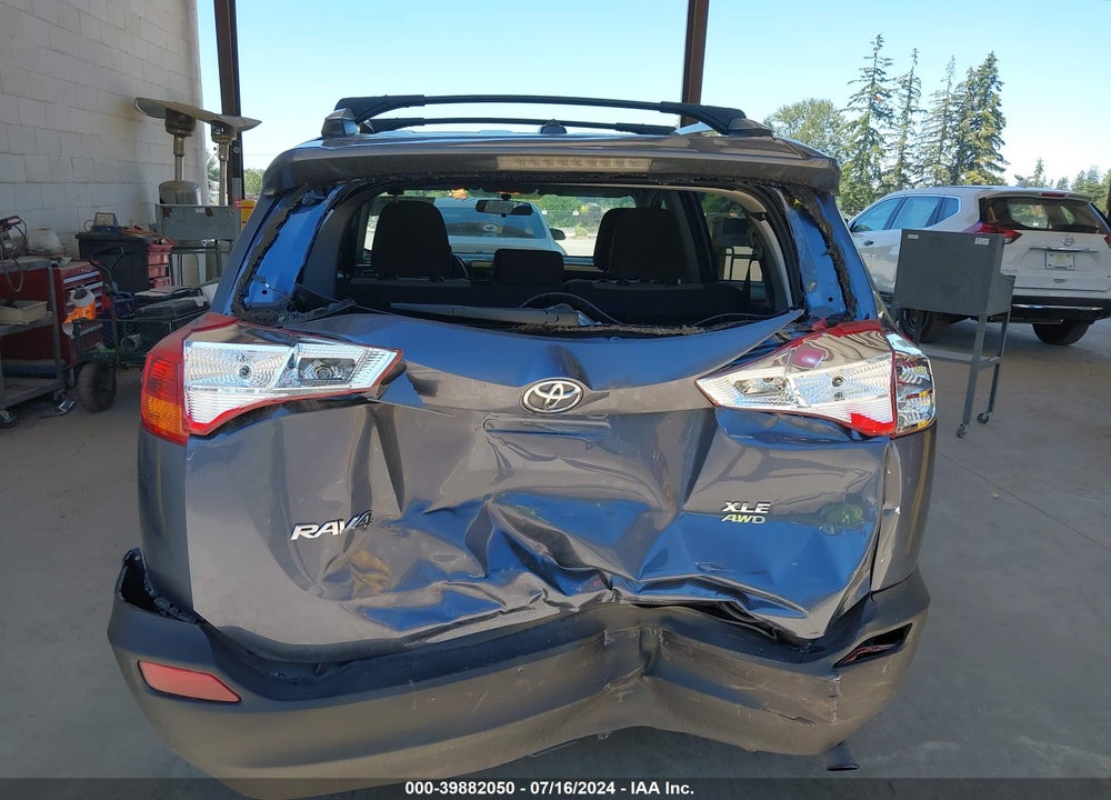 2013 TOYOTA RAV4 XLE VIN: 2T3RFREV4DW011132