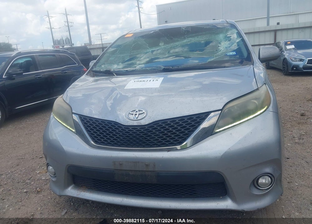 2015 TOYOTA SIENNA SE 8 PASSENGER VIN: 5TDXK3DC9FS580840