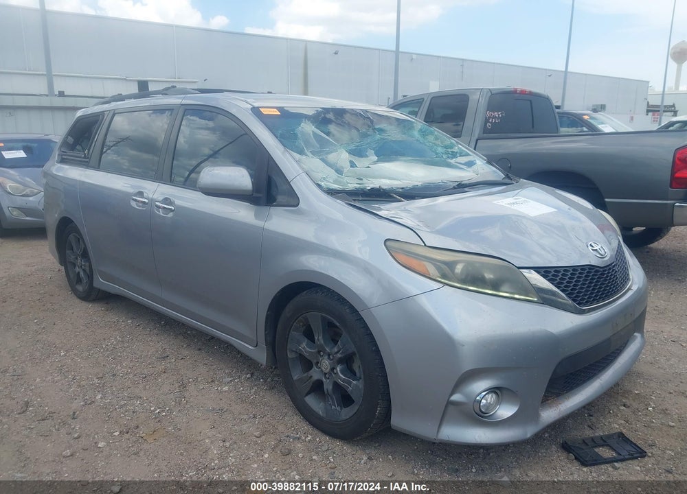 2015 TOYOTA SIENNA SE 8 PASSENGER VIN: 5TDXK3DC9FS580840