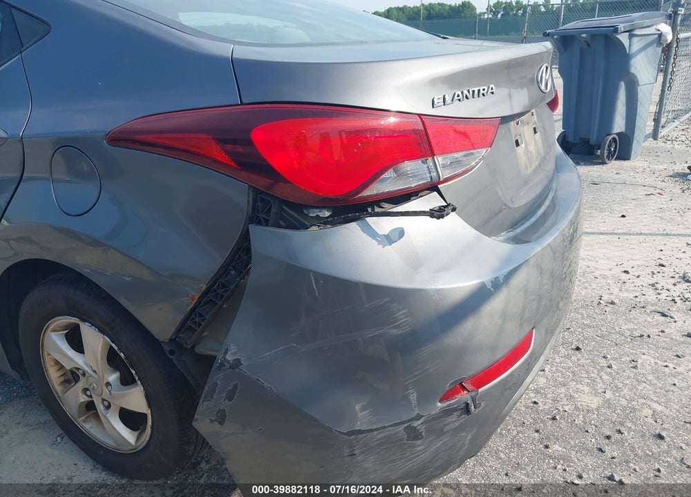2014 HYUNDAI ELANTRA SE VIN: 5NPDH4AE6EH498503