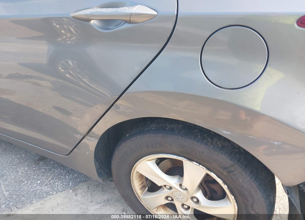 2014 HYUNDAI ELANTRA SE VIN: 5NPDH4AE6EH498503