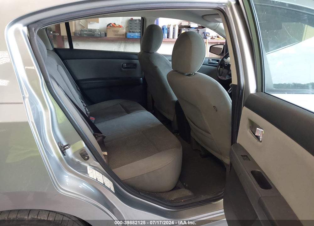 2011 NISSAN SENTRA 2.0S VIN: 3N1AB6APXBL614690