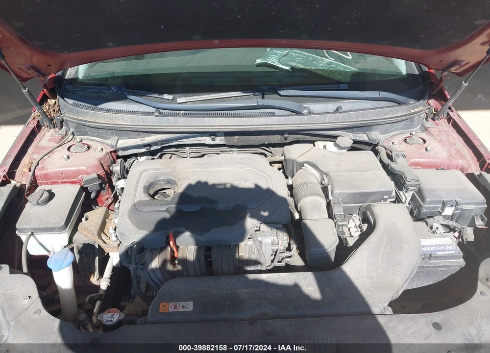 2015 HYUNDAI SONATA SE VIN: 5NPE24AF2FH169121