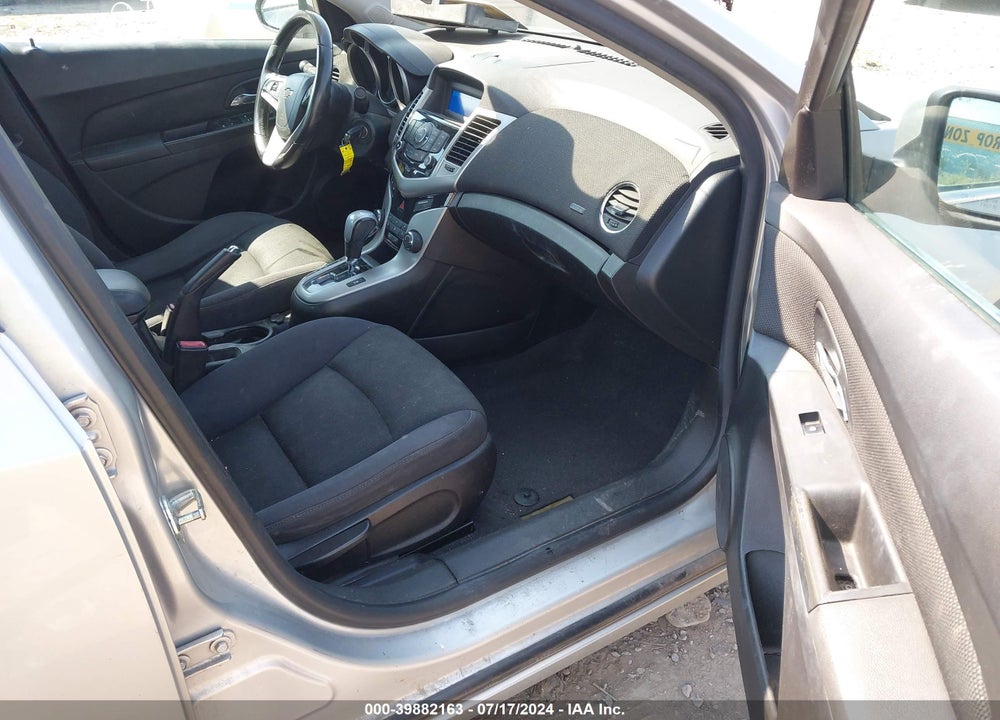 2013 CHEVROLET CRUZE 1LT AUTO VIN: 1G1PC5SB6D7185226