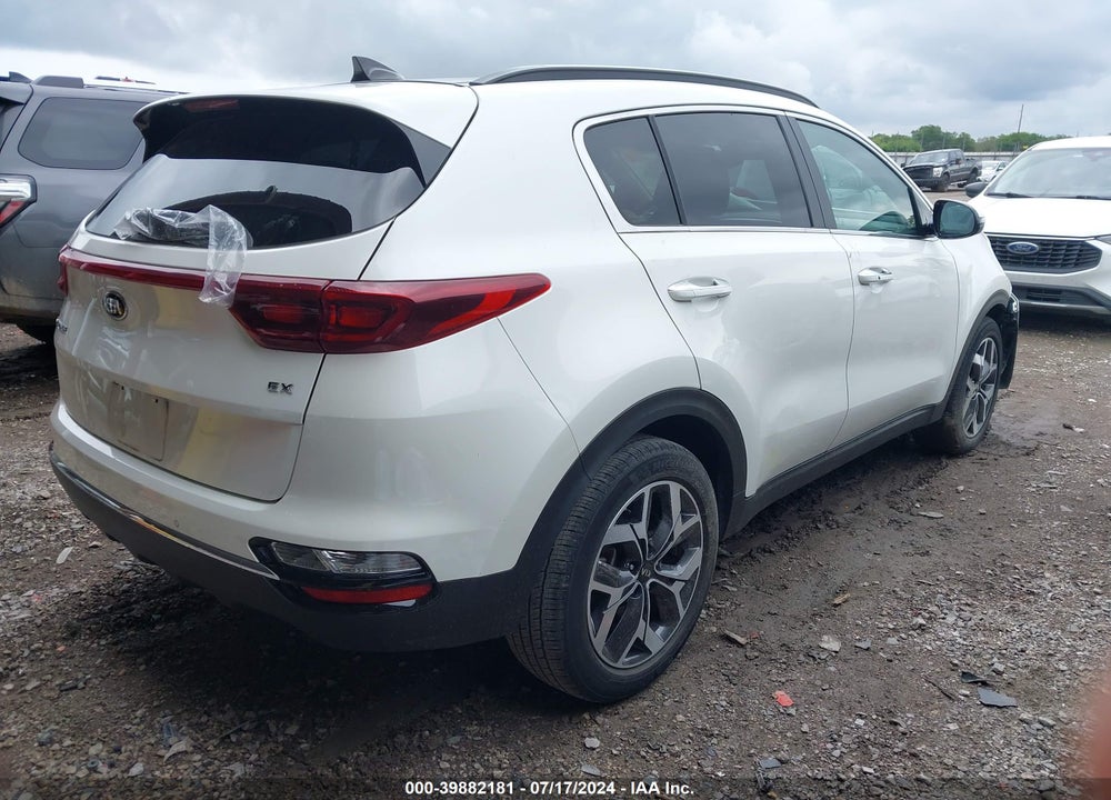 2021 KIA SPORTAGE EX VIN: KNDPN3AC8M7853799