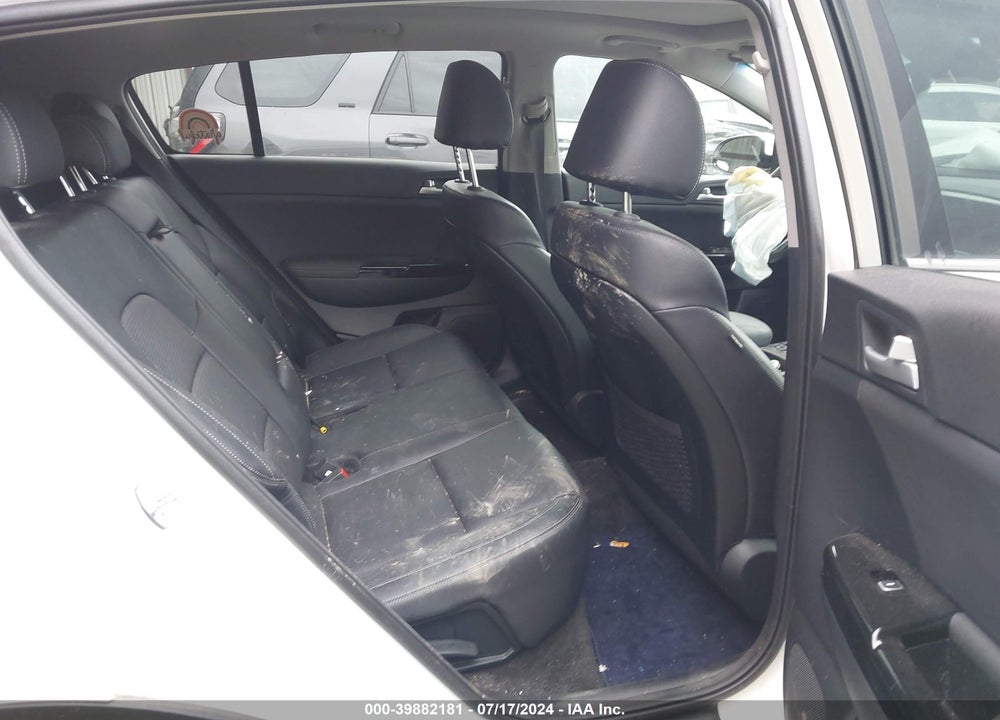 2021 KIA SPORTAGE EX VIN: KNDPN3AC8M7853799