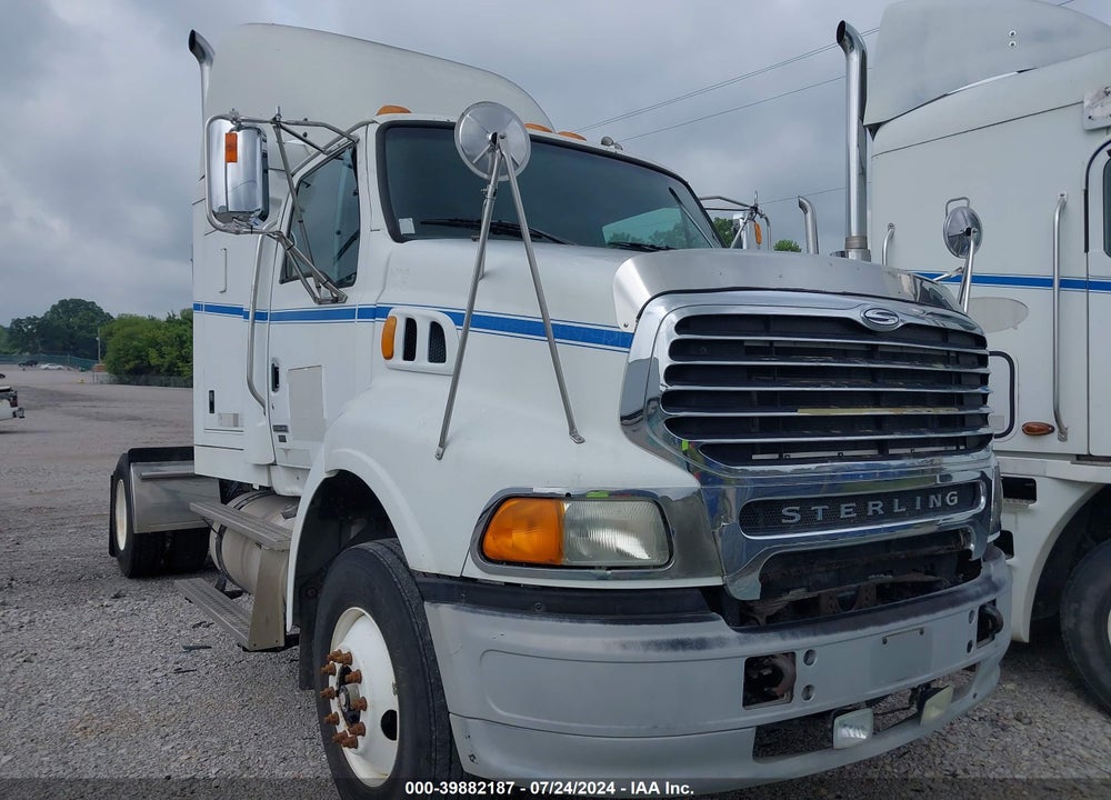 2007 STERLING TRUCK L 8500 VIN: 2FWBAWDJ27AY22910