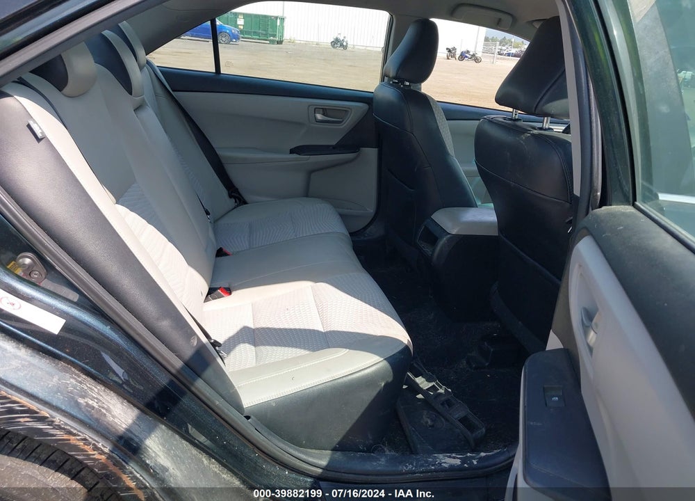2015 TOYOTA CAMRY SE VIN: 4T1BF1FK1FU064034