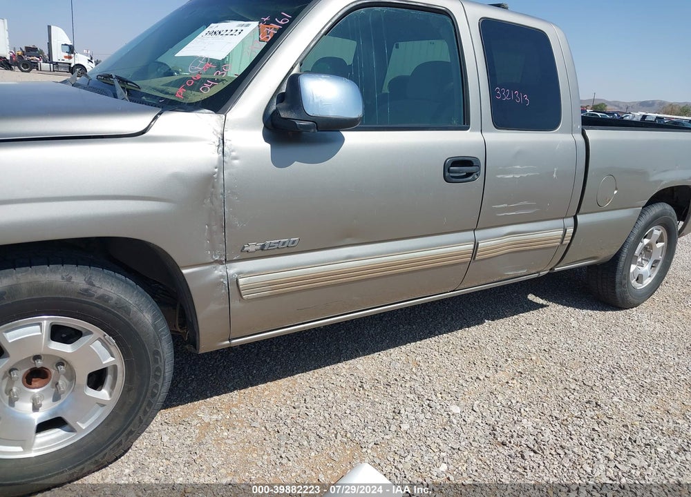 2002 CHEVROLET SILVERADO 1500 LS VIN: 1GCEC19T22Z293303