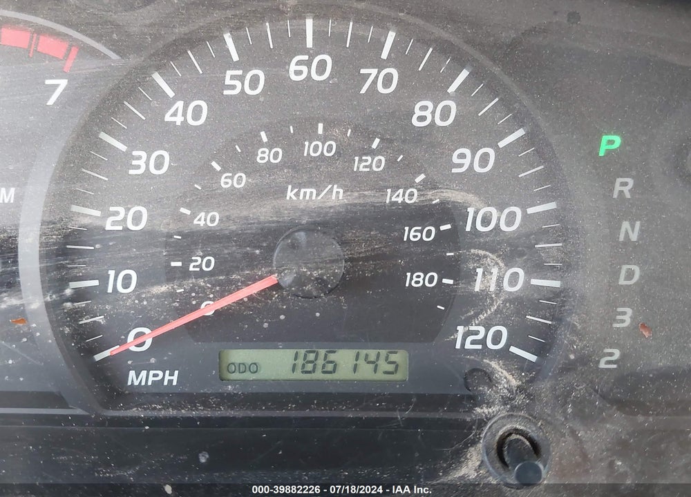 2006 TOYOTA TUNDRA LIMITED V8 VIN: 5TBDT48186S533290