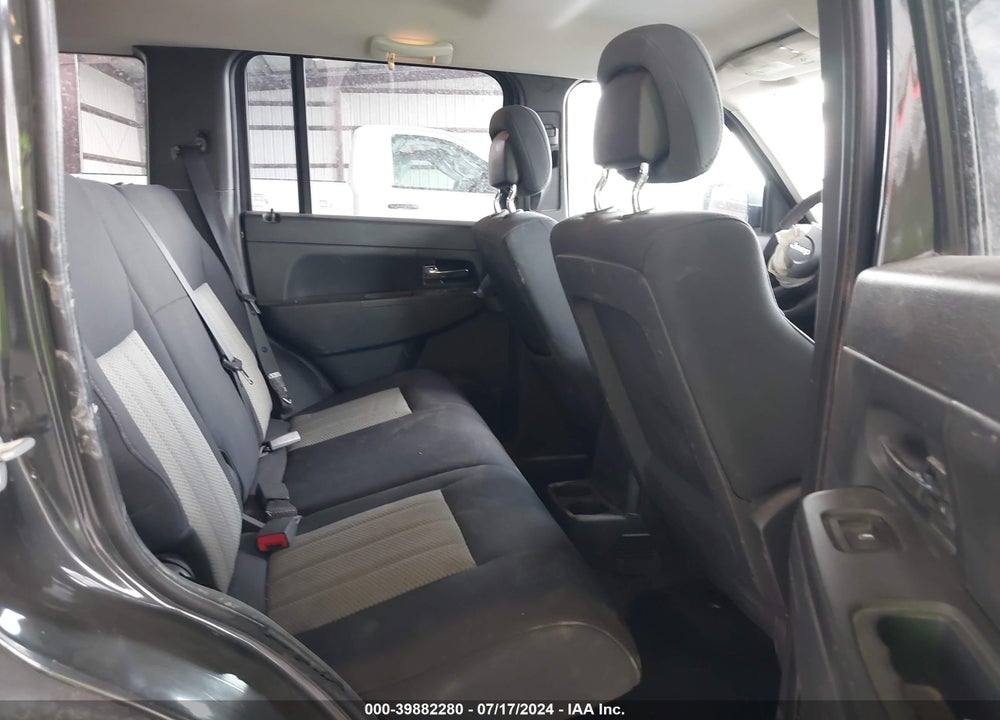 2010 JEEP LIBERTY SPORT VIN: 1J4PN2GK6AW136113