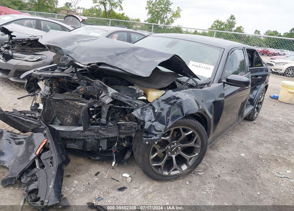 2017 CHRYSLER 300 300S VIN: 2C3CCABG4HH668027