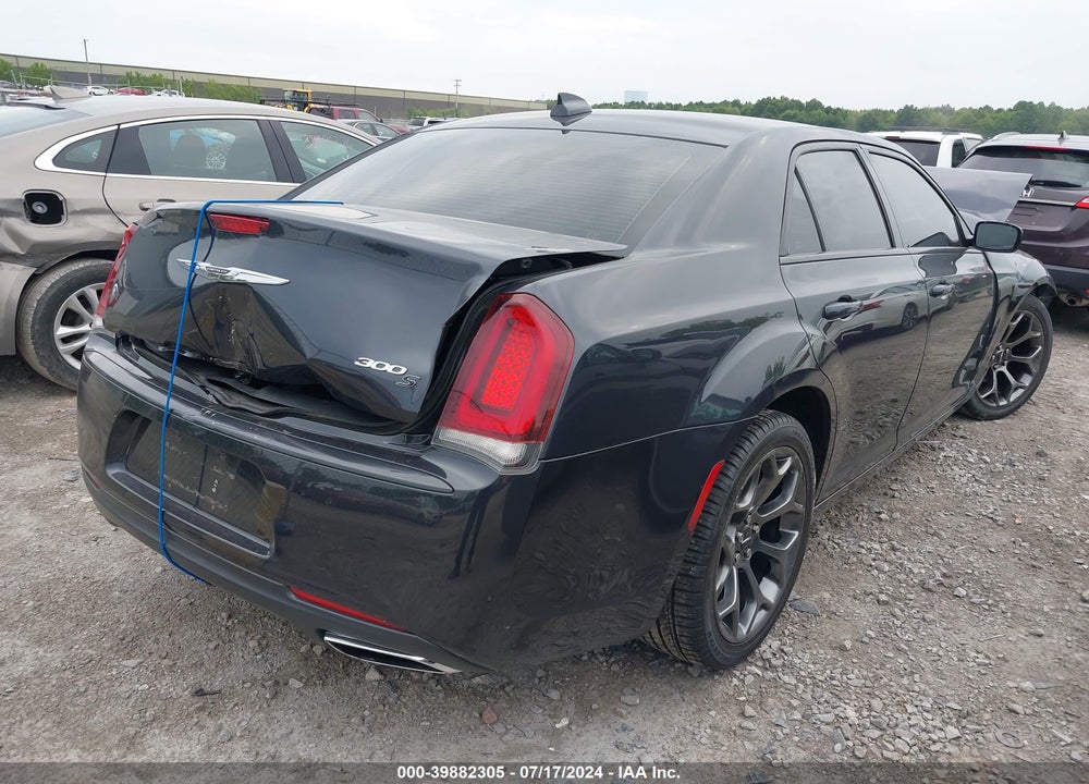 2017 CHRYSLER 300 300S VIN: 2C3CCABG4HH668027