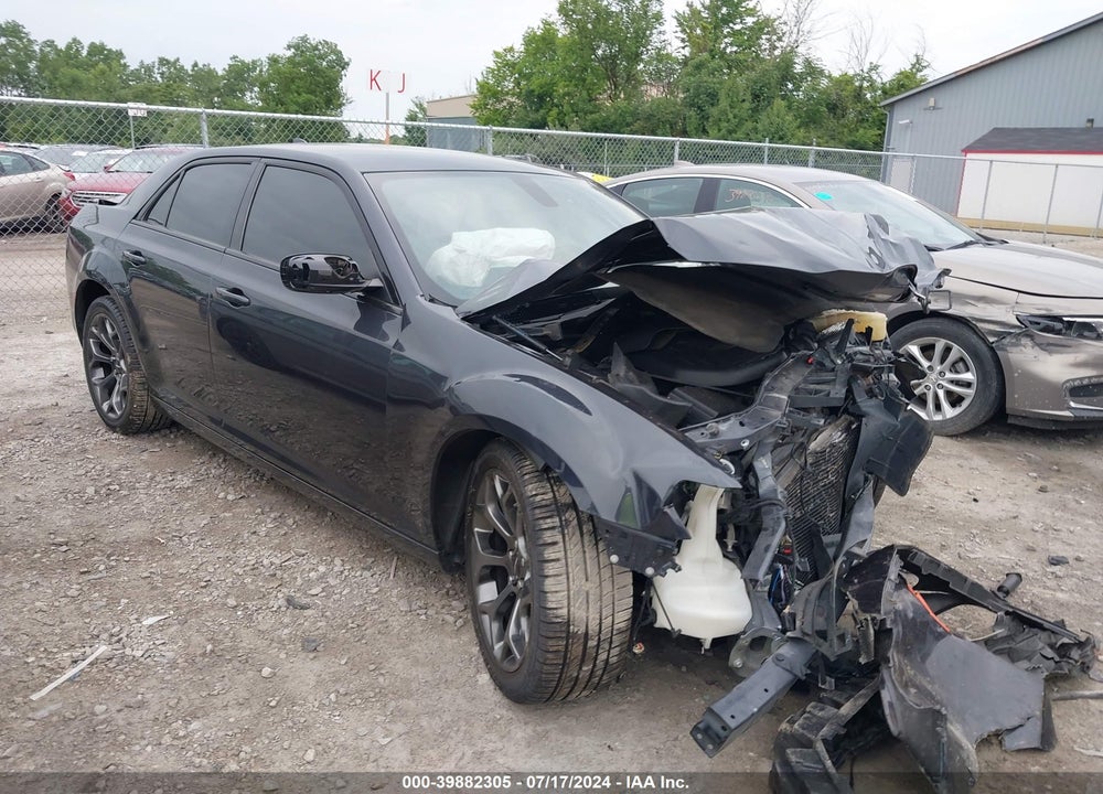 2017 CHRYSLER 300 300S VIN: 2C3CCABG4HH668027