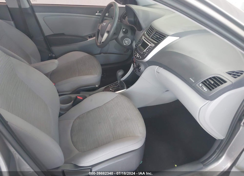 2017 HYUNDAI ACCENT SE VIN: KMHCT4AE4HU377582