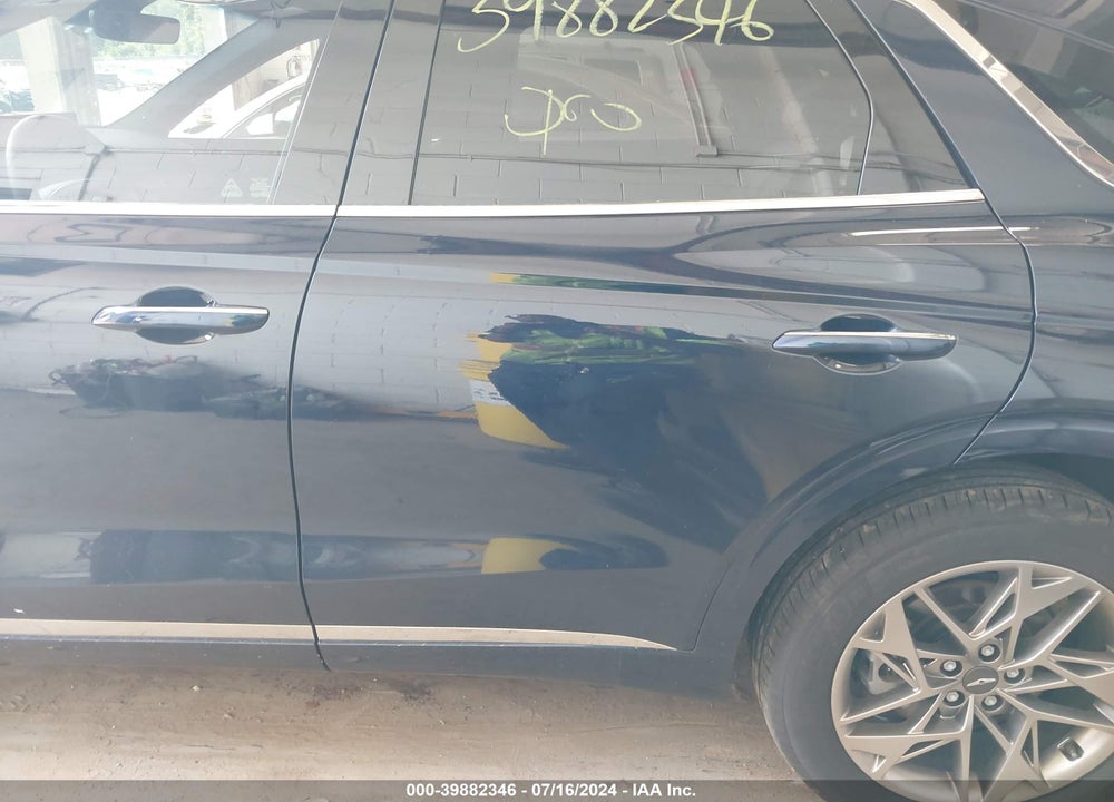 2022 GENESIS GV70 2.5T AWD VIN: KMUMADTB4NU039304