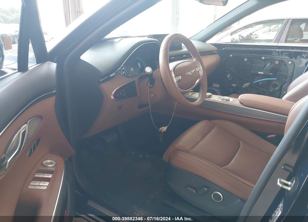 2022 GENESIS GV70 2.5T AWD VIN: KMUMADTB4NU039304