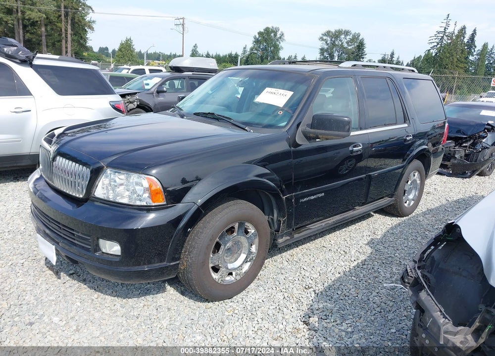 2005 LINCOLN NAVIGATOR VIN: 5LMFU27505LJ19404