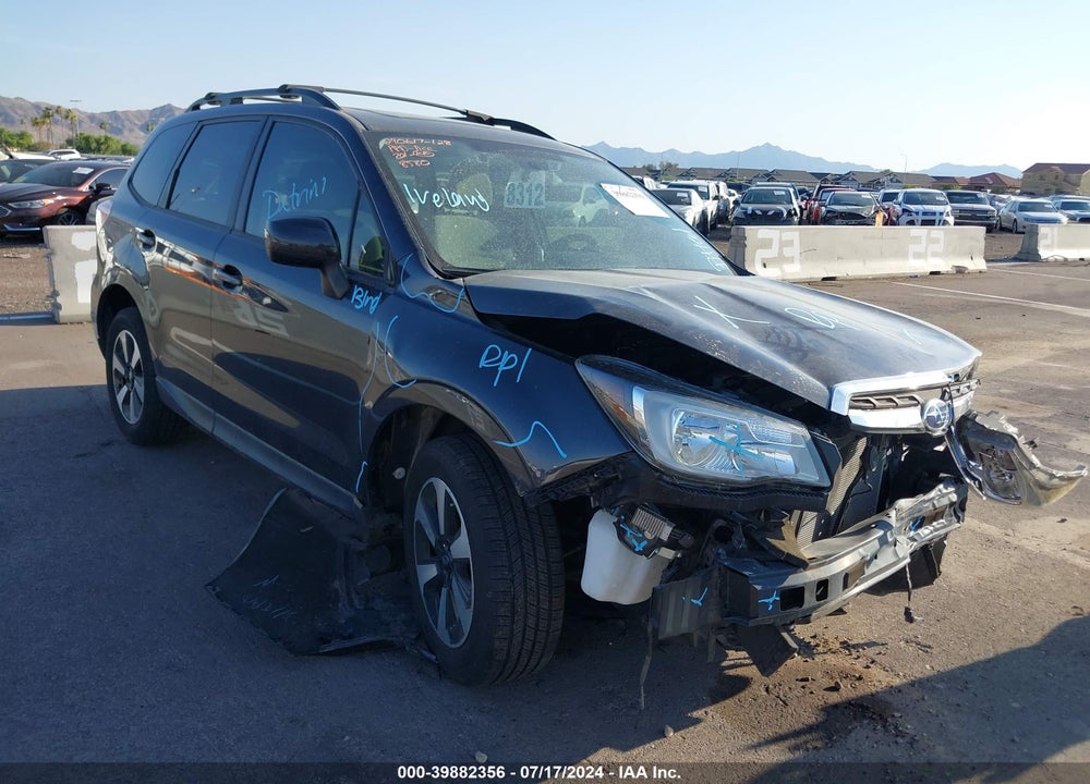2017 SUBARU FORESTER 2.5I PREMIUM VIN: JF2SJAGC1HH558580