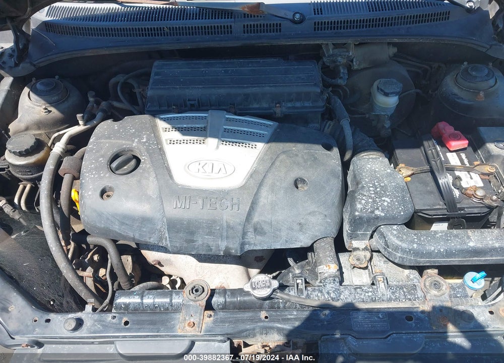 2005 KIA RIO VIN: KNADC125956378455