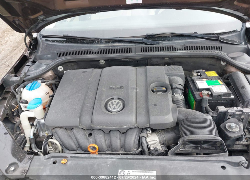 2011 VOLKSWAGEN JETTA 2.5L SE VIN: 3VWDX7AJ7BM325075