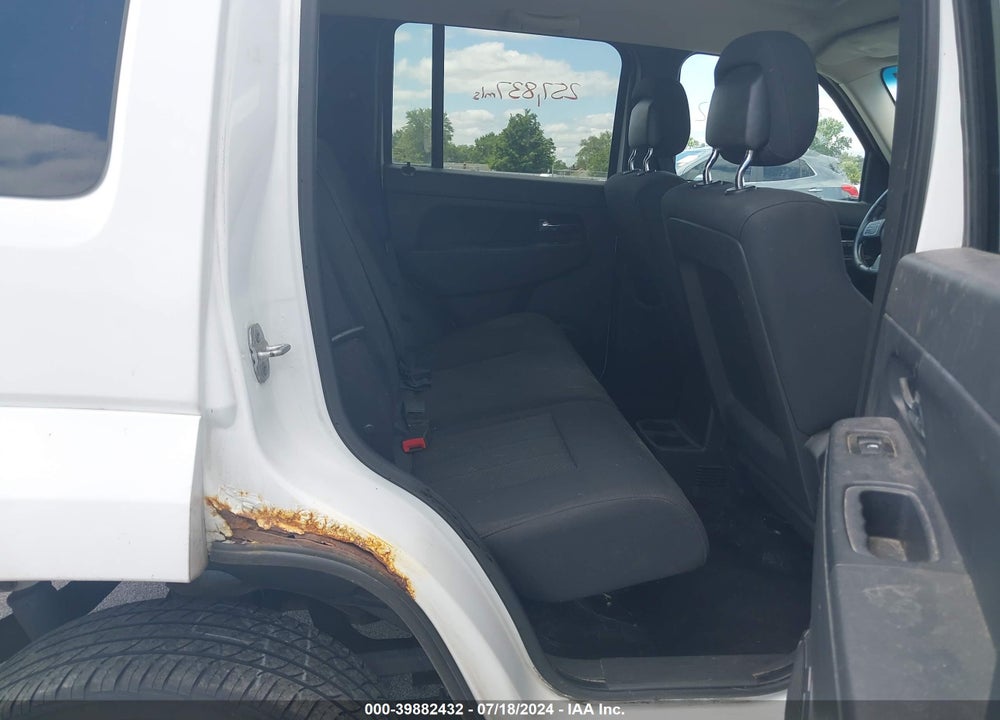 2011 JEEP LIBERTY SPORT VIN: 1J4PN2GK1BW536730
