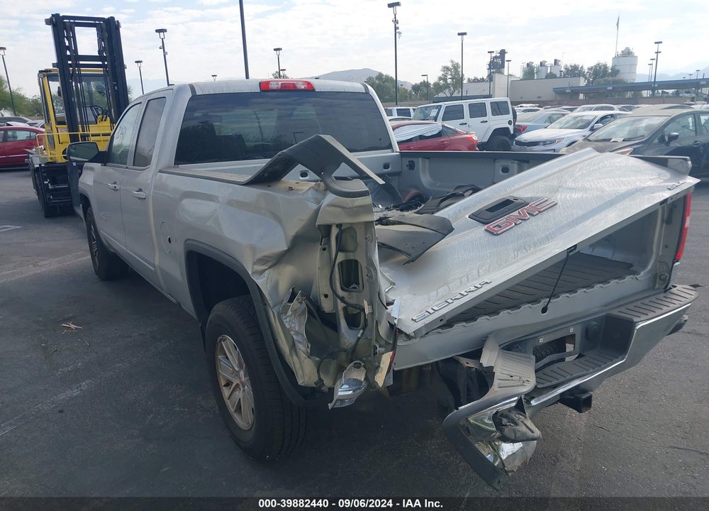 2017 GMC SIERRA 1500 SLE VIN: 1GTR1MEC1HZ156571